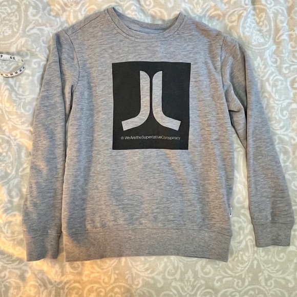 Classic WeSC Icon Crewneck Unisex Tween Sweatshirt, Medium 10 - Picture 3 of 12